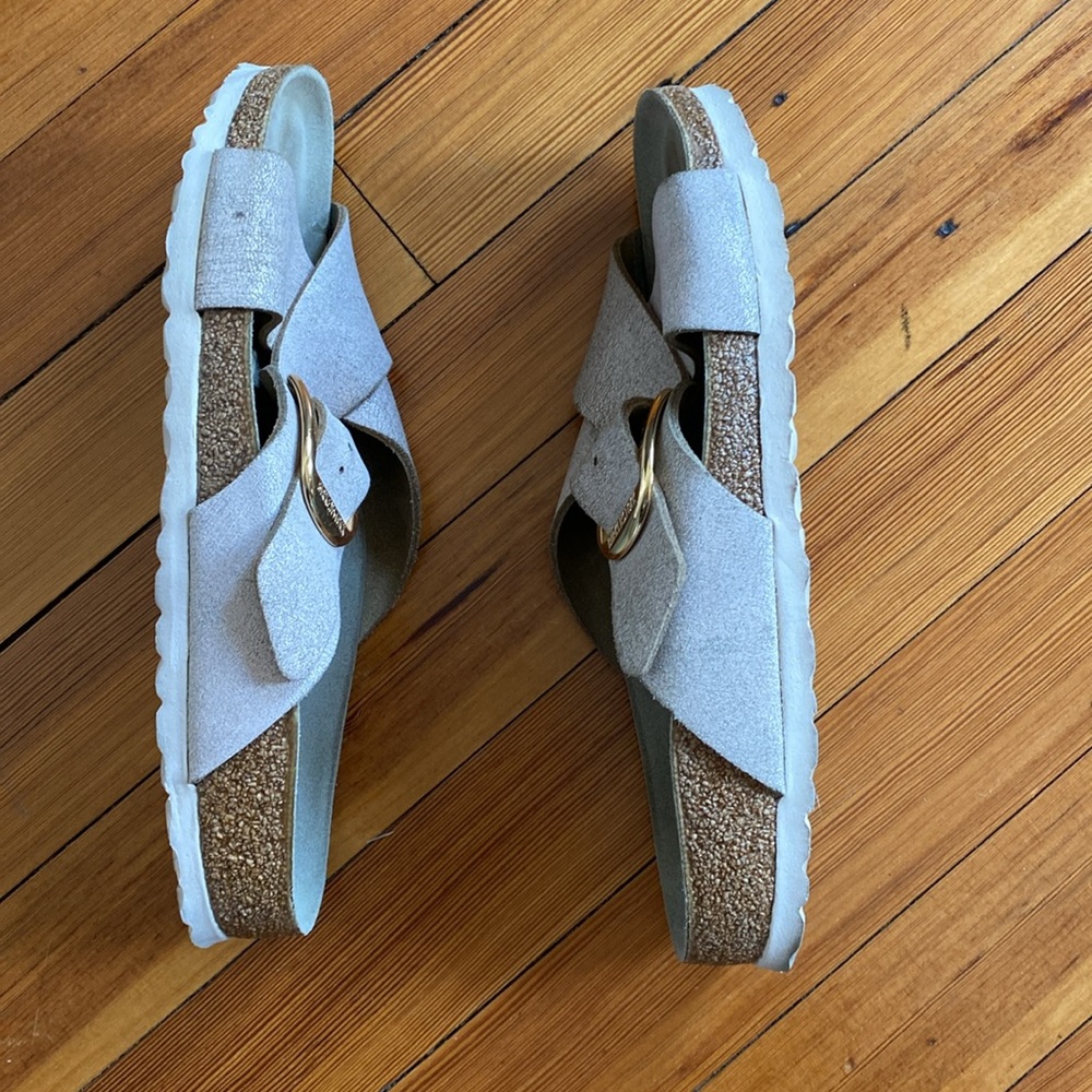 Birkenstock Siena Big Buckle Sandal EU39/US 8 in Shimmery Gold/Tan - Picture 10 of 15
